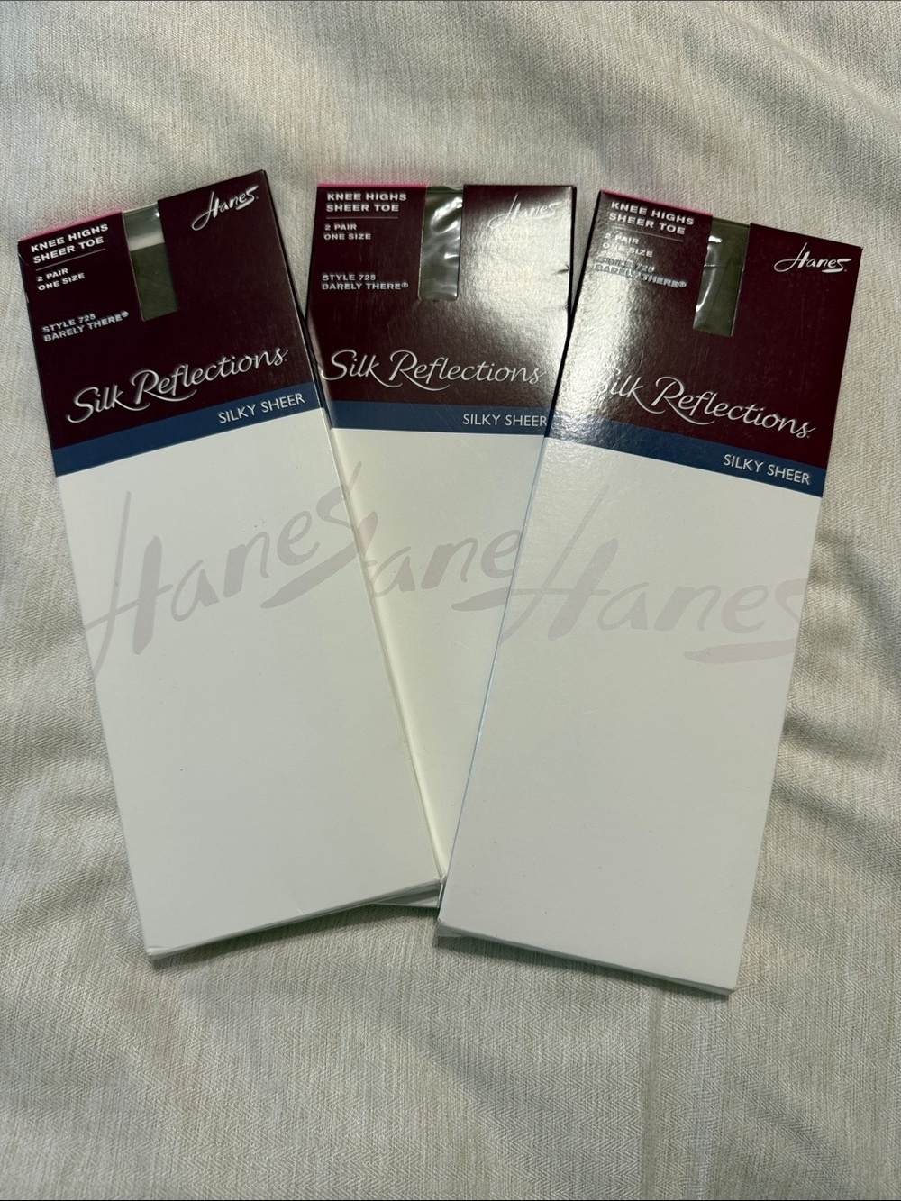 Hanes Silk Reflections Knee Highs Sheer Toe Set of 3 Packs Barely There 725